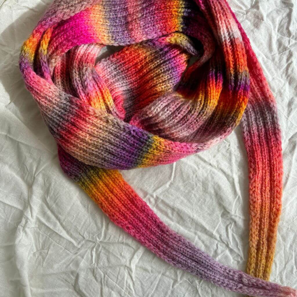wemadewardrobe Tuch Lotta Shawl Strickanleitung - wemadewardrobe (PDF) bei bei bei bei Lieblingsgarn