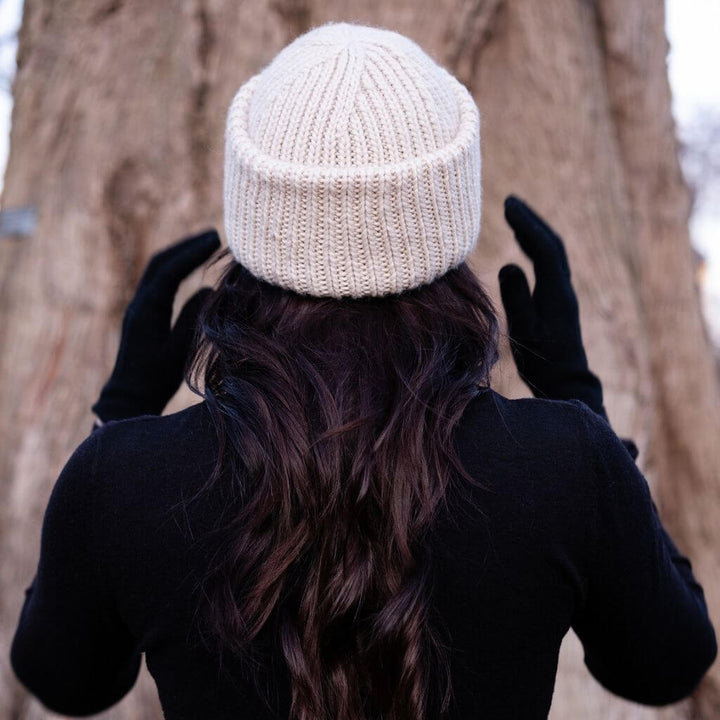 Wisteria Knitting Pattern Blissful Beanie Strickanleitung - Wisteria Knitting (PDF) bei bei bei bei Lieblingsgarn