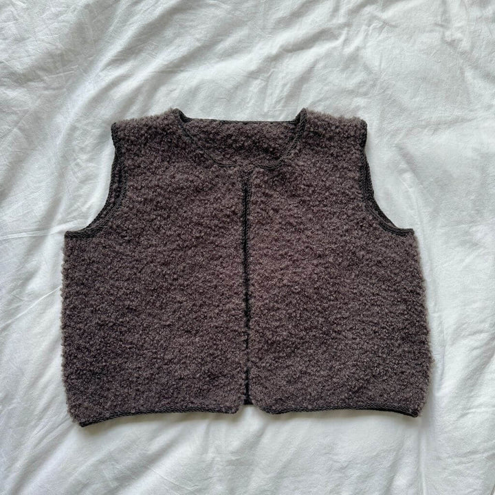 Hug Me Vest Strickanleitung - Woolfrentz (PDF)
