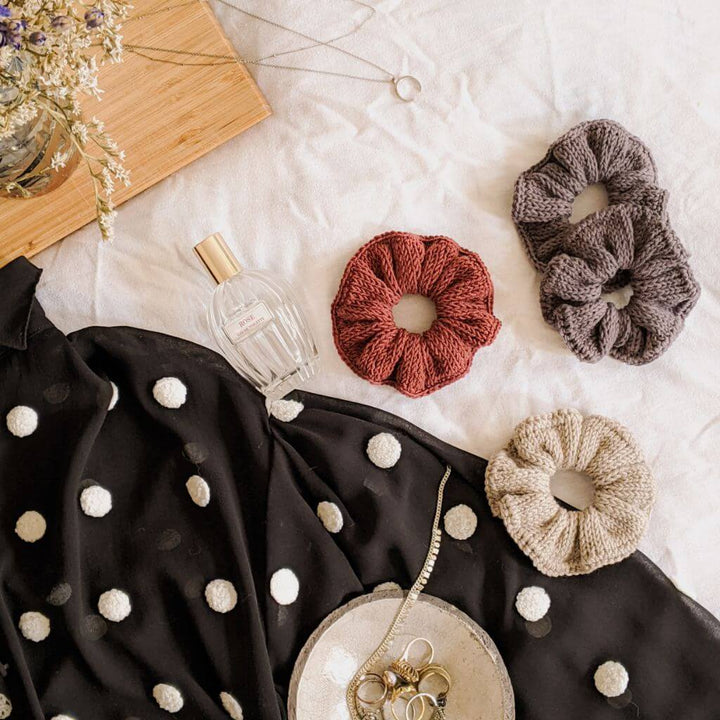 Yarn Me Up Zopfgummi Matilda Scrunchie Strickanleitung - Yarn Me Up (PDF) bei bei bei bei Lieblingsgarn