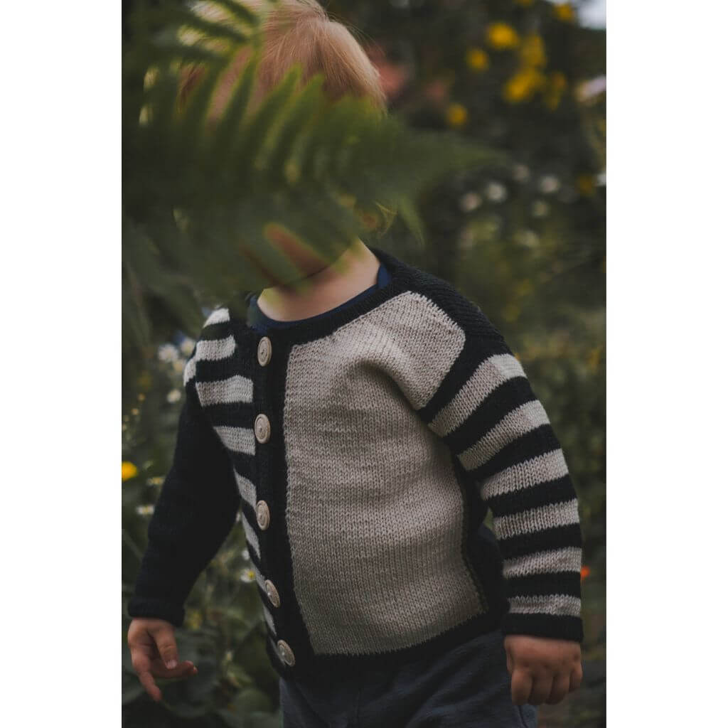 Yarn Me Up Pattern Runar Junior Cardigan Strickanleitung - Yarn Me Up (PDF) bei bei bei bei Lieblingsgarn