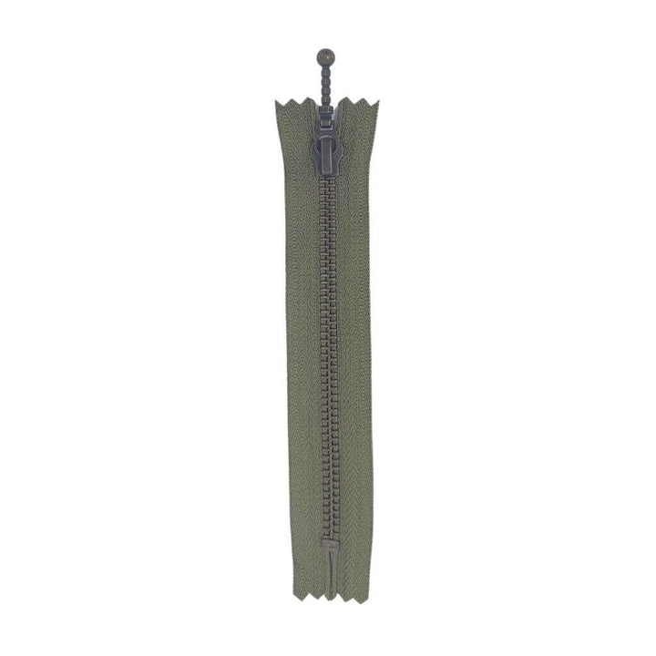 YKK Reißverschluss nicht teilbar 18 cm, Farbe 011 Olivgrün – Metall und Polyester bei Lieblingsgarn