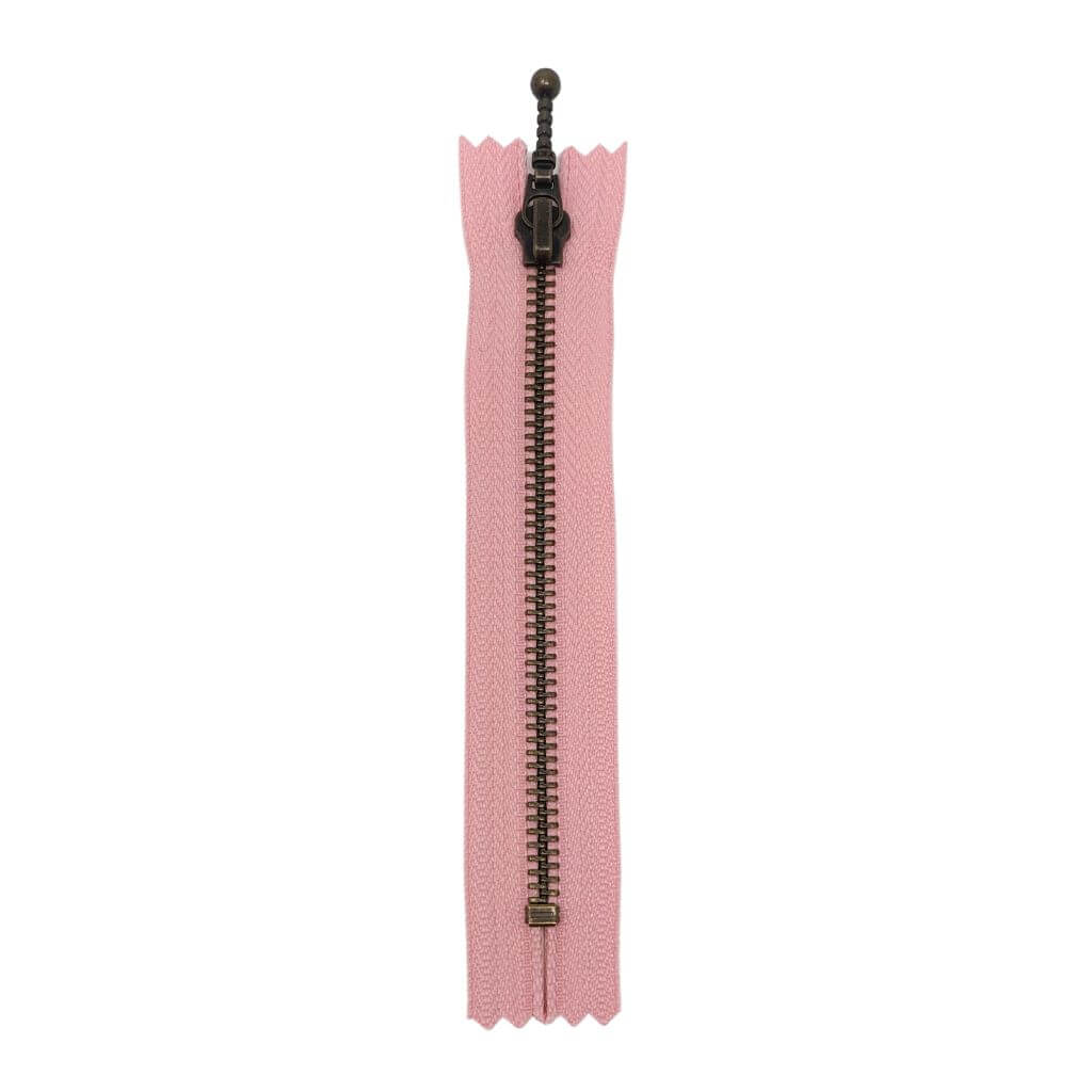 YKK Reißverschluss nicht teilbar 18 cm, Farbe 811 Perlrosa – Metall und Polyester bei Lieblingsgarn