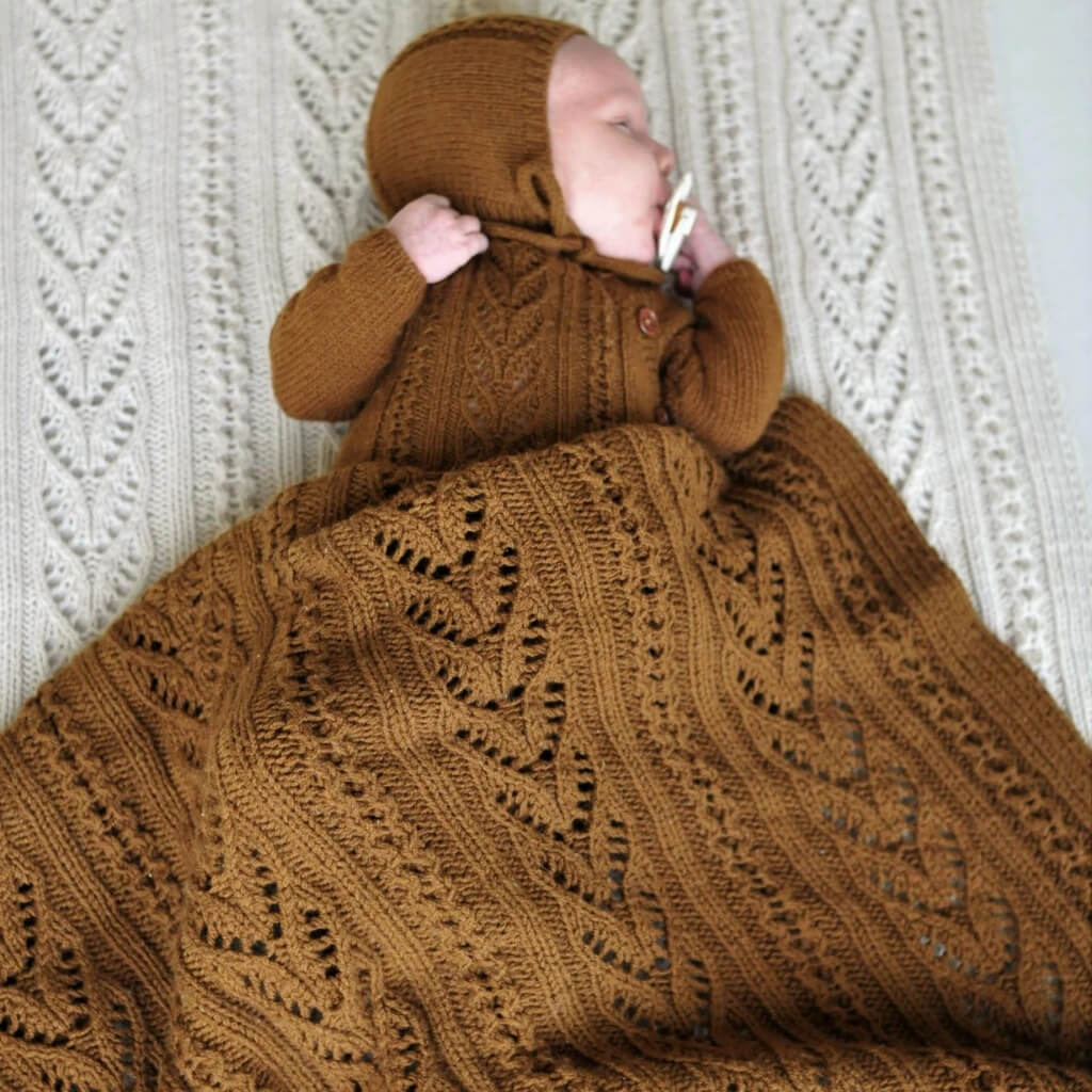 Yndestrikk Pattern Lochmuster Babydecke Strickanleitung - Yndestrikk (PDF) bei bei bei bei Lieblingsgarn