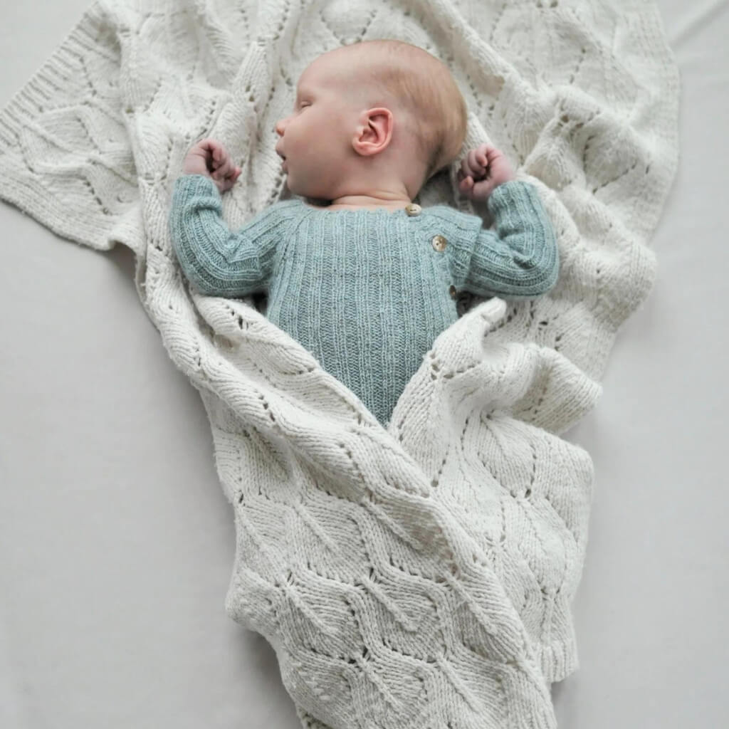 Yndestrikk Pattern Babydecke Lille Spire Strickanleitung - Yndestrikk (PDF) bei bei bei bei Lieblingsgarn