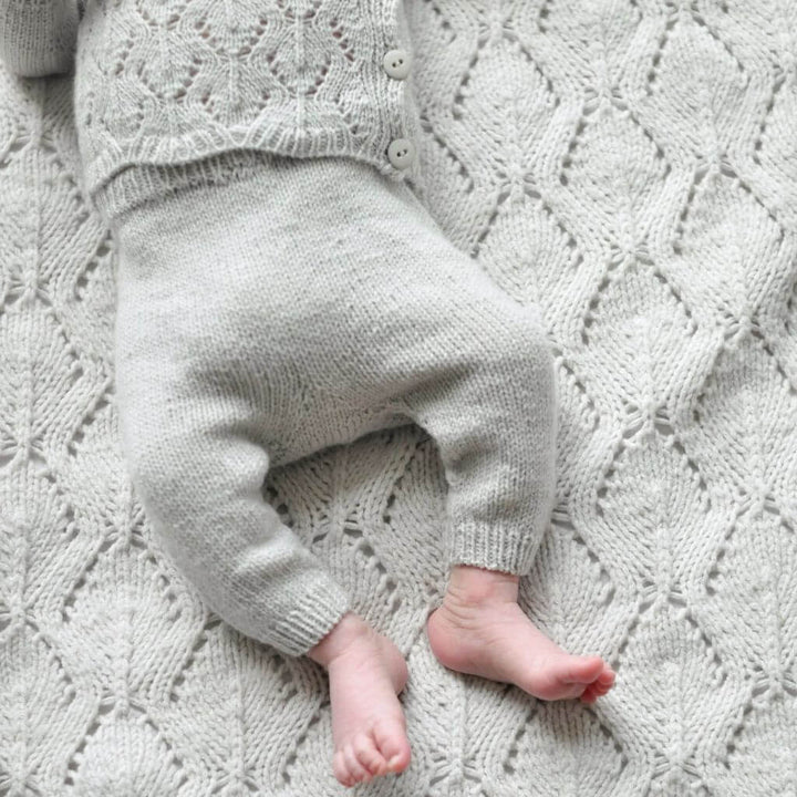 Yndestrikk Pattern Baby Set Lille Spire Strickanleitung - Yndestrikk (PDF) bei bei bei bei Lieblingsgarn